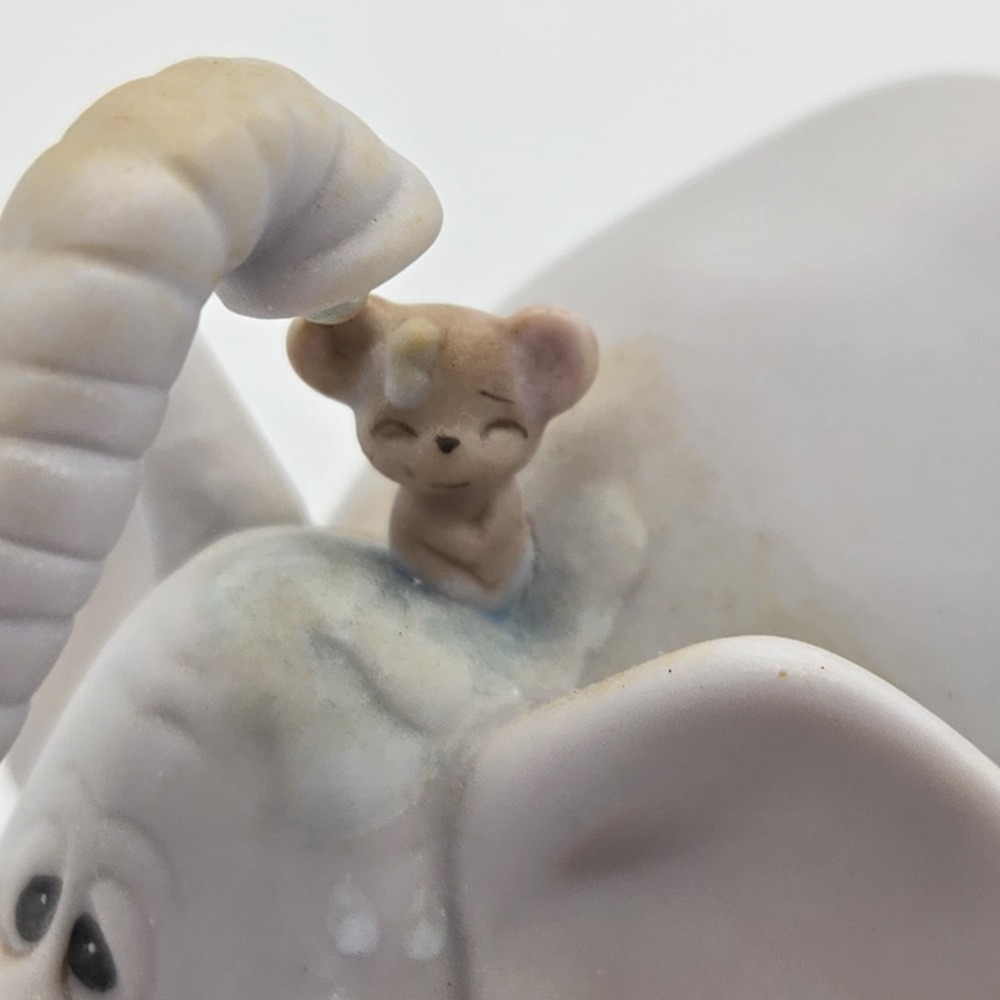 Precious‎ Moments Showers of Blessings Elephant Mouse Figurine 1987 Enesco - Picture 3 of 9